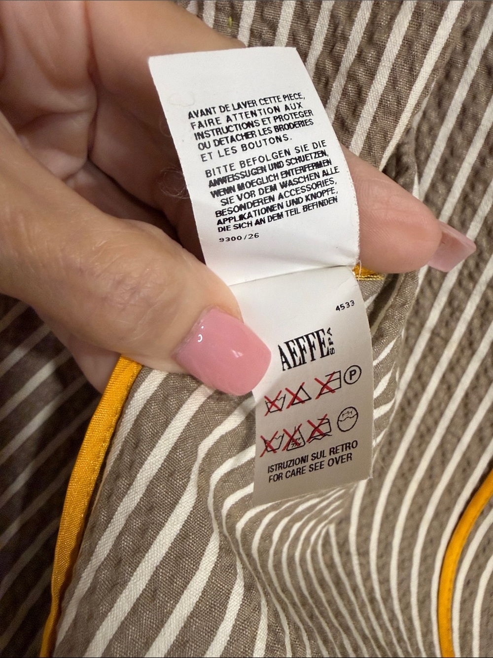 Moschino Vintage Cheap and Chic Striped Blazer Jacket in Beige - Picture 8 of 10